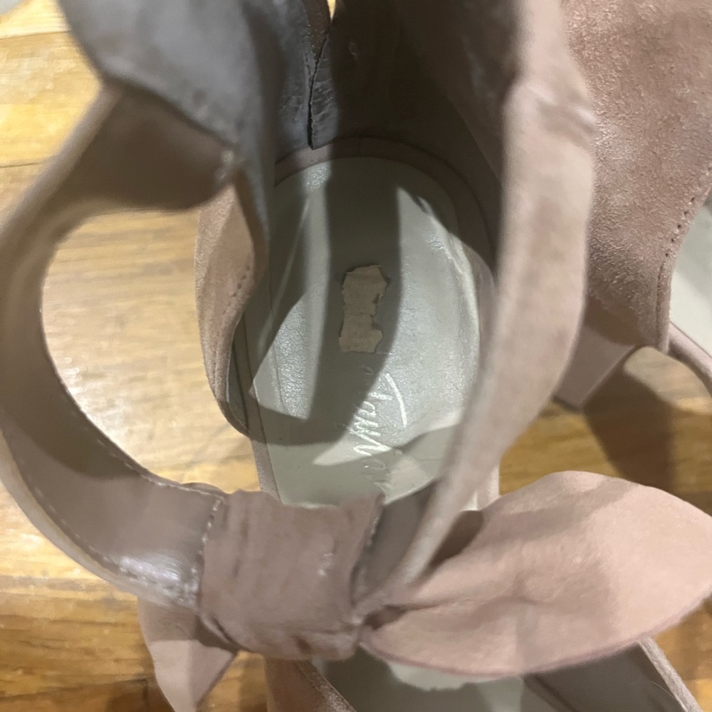 Lord & Taylor Block Heels with Sophisticated Design - Picture 3 of 8